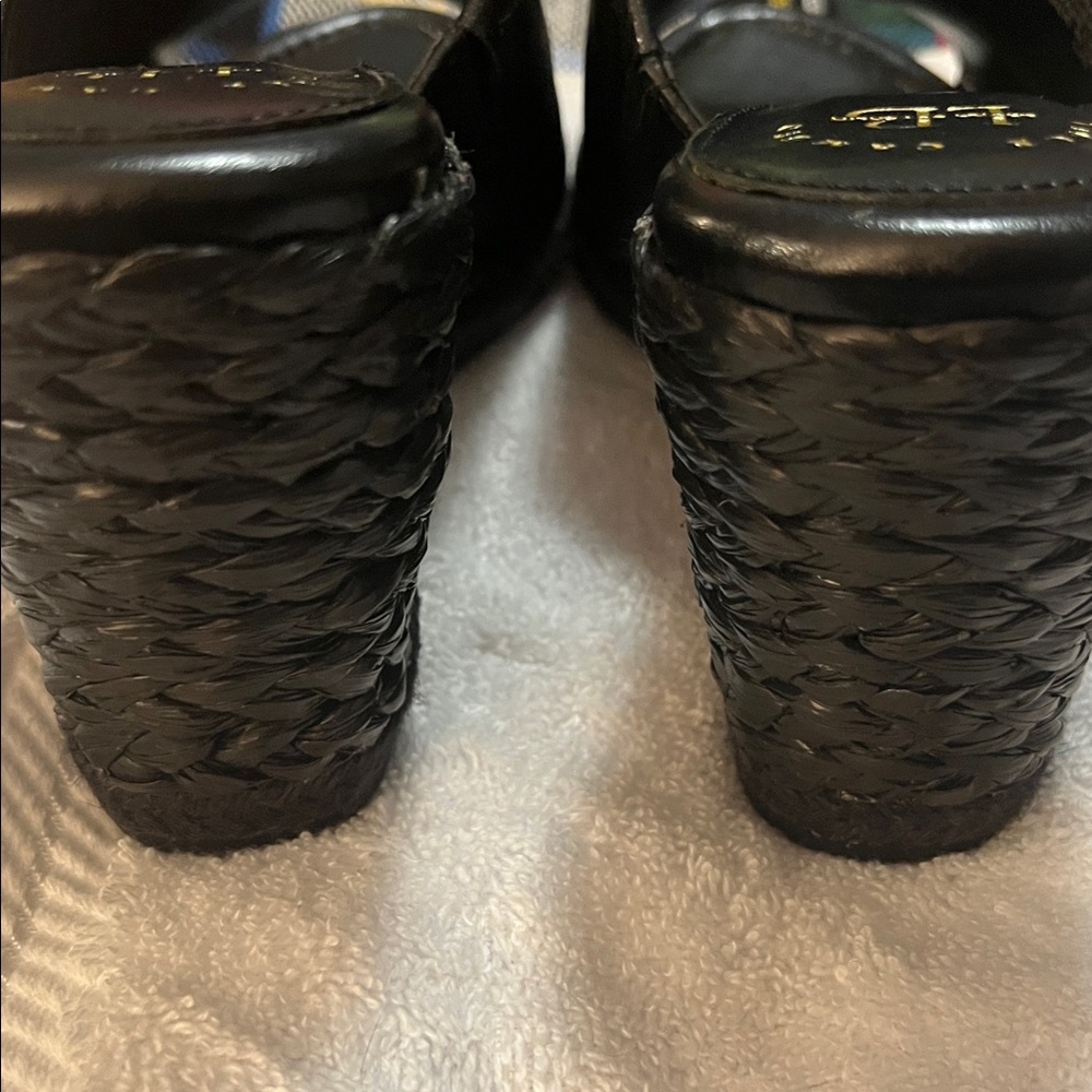 Vince Camuto Black Leather Mules - Picture 5 of 6